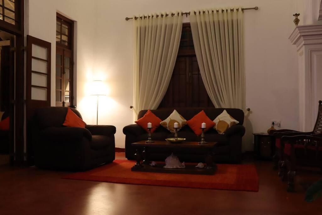 Colonial Residence Kandy Villa Εξωτερικό φωτογραφία